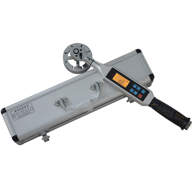 ���@Ť������